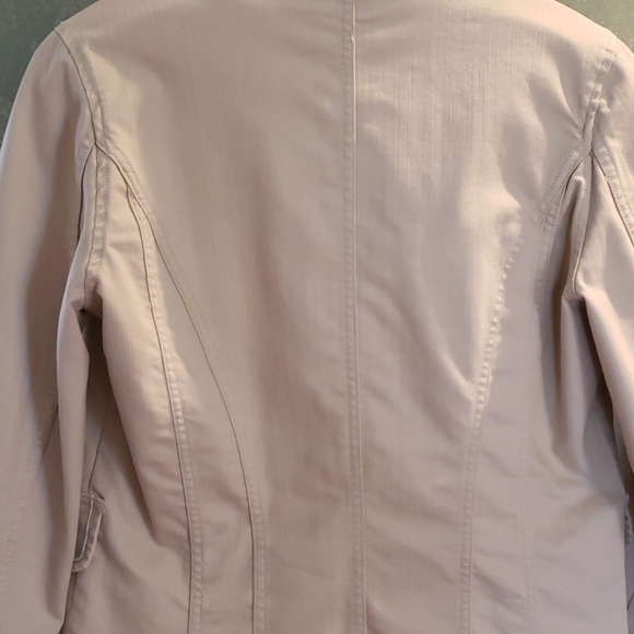 Jacket - Picture 4 of 5